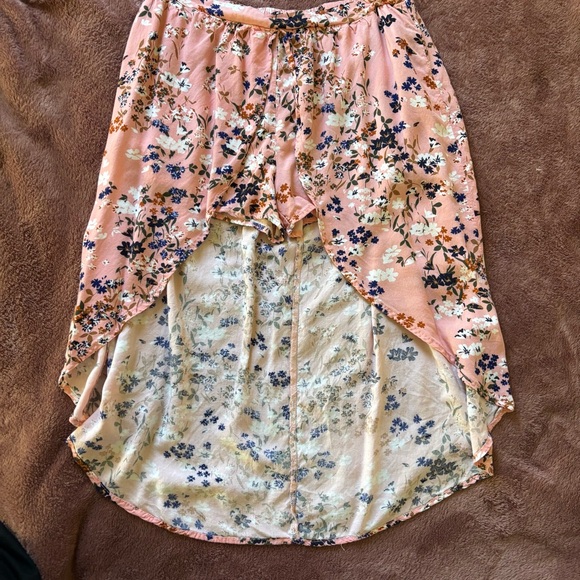 love, Fire Dresses & Skirts - love, Fire Floral High-Low Skirt in Peach and Cream